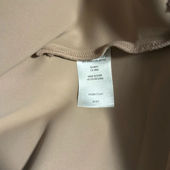 Mondetta Ladies' Soft Ribbed Short Sleeve Active Top, New Taupe (Tan) XL - Picture 6 of 11